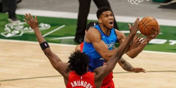 NBA الباكس يعزز مركزه بالفوز على اوكلاهوما